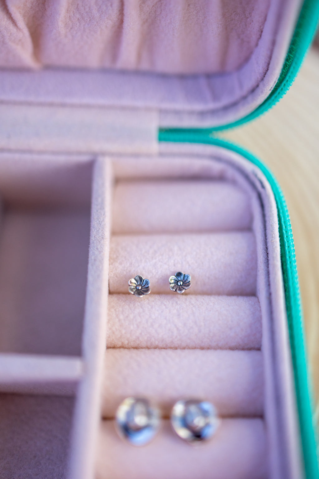 Dainty Flower studs